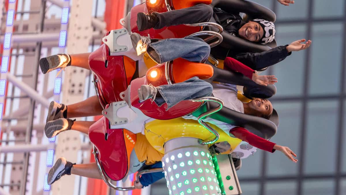 Achtung, Kopf! Die Herbstmesse in Basel hat ein gefährliches Problem Achtung, Kopf! Die Herbstmesse in Basel hat ein gefährliches Problem