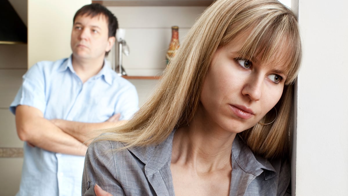 Darf Man Mit 17 Ausziehen Darf ich einfach ausziehen? | Beobachter