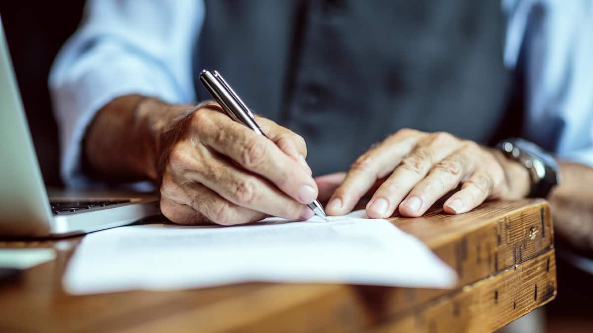 Wegen Demenz: Gericht erklärt Testament trotz Notar ungültig Wegen Demenz: Gericht erklärt Testament trotz Notar ungültig