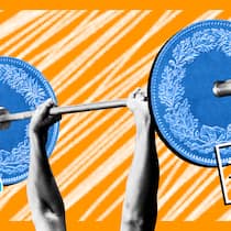 Nie wieder Ärger mit dem Fitnessvertrag Eine Person stemmt eine Hantel mit Frankenstücken an den Seiten in die Höhe. Wer ein Fitnessabo abschliesst, sollte wissen, auf was man sich rechtlich eingelassen hat. Die häufigsten Fragen, die das Beobachter-Beratungszentrum zu Fitnessverträgen beantwortet.