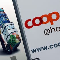 Lieferservice kracht in Zäune und Pfosten Lieferservice coop@home