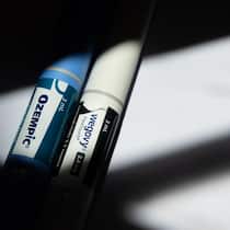 Diese Folgen hat der Hype um Abnehmspritzen SYDNEY, AUSTRALIA - JANUARY 13: Ozempic is medicine for adults with type 2 diabetes . Wegovy is prescribed for long-term weight loss in adults and children. Both contain the active ingredient semaglutide, on January 13, 2025, in Sydney, Australia (Photo by Steve Christo - Corbis/Corbis via Getty Images)