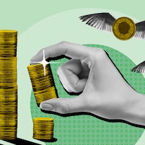 Nachträglich in die dritte Säule einzahlen – was bringt das? Schwarzweisse Hand stapelt Münzen. Im Hintergrund sind fliegende Münzen mit Flügeln zu sehen. Der Bundesrat will die private Altersvorsorge in der Säule 3a stärken – indem man künftig auch nachträglich in diese einzahlen kann. Was man dazu wissen muss.