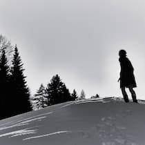 Angehörige spielen eine doppelte Rolle Portraitserie mit Protagonistin, fotografiert in der Deutschschweiz, am Montag, 18. Dezember 2023, für das Magazin Beobachter. Fotograf: Joan Minder