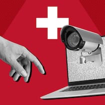Wie uns der Schweizer Nachrichtendienst überwacht Eine Illustration zeigt einen Laptop und eine Überwachungskamera. Recherchen der Republik haben ergeben, dass der Geheimdienst die Schweizer Bevölkerung überwacht.