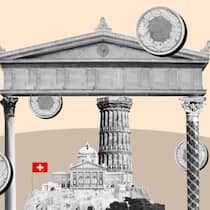 Wie gerecht ist unser Rentensystem? Ein Tempel mit vielen Münzen rundherum und einer Schweiz Flagge. Was Sie zur Altersvorsorge wissen sollten.