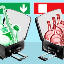 Diese Reise-Souvenirs sorgen für Probleme am Zoll Zwei geöffnete Koffer mit Reisesouvenirs stehen vor einem grünen und roten Ausgang. Wer vom Ausland in die Schweiz reist, hat je nachdem deklarationspflichtige Ware dabei, die am Zoll angemeldet werden muss. Das sind die geltenden Einfuhrbestimmungen im Reiseverkehr.