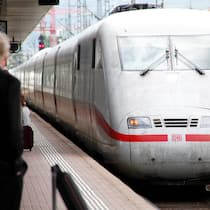 SBB stoppen verspätete DB-Züge an der Grenze Verspätete deutsche Züge dürfen nicht in die Schweiz einfahren. Was können Passagiere verlangen, die deshalb nicht wie geplant ankommen?