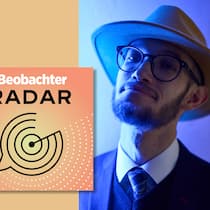 Schon als Kind bei Scientology Podcast Beobachter Radar. Samuel Zülli wurde in die totalitäre Sekte Scientology hineingeboren, körperlich misshandelt und zu harter Arbeit gezwungen. Nach einem langen Leidensweg schaffte er den Ausstieg.