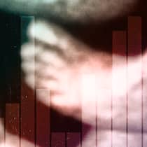 Künstliche Befruchtung – diese Methoden sind erlaubt Ultraschall-Bild eines Fötus (nur ein kleiner Fuss ist im Bildausschnitt zu sehen) im Mutterleib