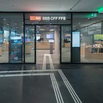 Blinde können Zugbillette jetzt früher kaufen Impressionen vom SBB Reisezentrum Aarau fotografiert am Montag, 27. November 2023 in Aarau.
SCHWEIZ SBB REISEZENTRUM AARAU