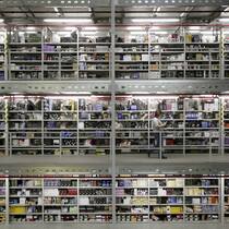 In Zukunft sind Pakete nackt Versandzentrum von Amazon.