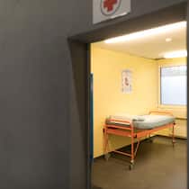 So stark belasten Asylsuchende das Gesundheitswesen Asylsuchende bleiben im Durchschnitt 70 Tage in der Obhut des Bundes. Versichert sind sie im Hausarztmodell der CSS.
