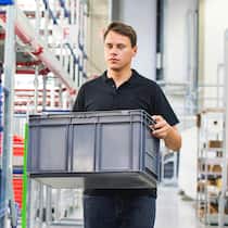 Nach der Schule in die Leere Logistiker