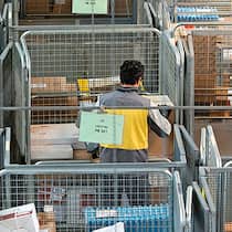 Umstrittene Verträge bei der Post Verteilzentrum Härkingen SO