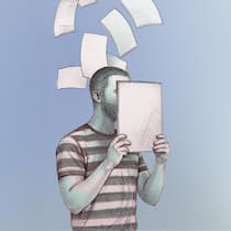 So sorgt der Job-Matching-Ansatz für faire IV-Renten Mann hält Papier vors Gesicht (illustration) - Job-Matching ist ein Schlüssel für gerechtere IV-Renten, denn es orientiert sich am realen Arbeitsmarkt. Ein Fallbeispiel zeigt, was sich damit gegenüber der heutigen Praxis verbessert