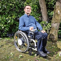 Wie ein Ukrainer im Rollstuhl die Flucht in den Aargau schaffte Dmytro Zharyi, ukrainischer Menschenrechtsanwalt