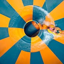 Alpamare kommt ins Schwimmen Alpamare Erlebnisbad, Wasserrutschen, Wasser-Rutsche
