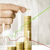 Wie gut ist meine Pensionskasse? Ein Stapel mit Geldmünzen