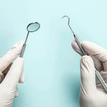 Patientin entlarvt überrissene Zahnarztrechnung Zahnärztliche Leistungen sind in Zusatzversicherungen gefragt.