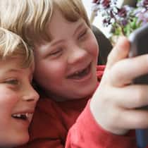 So helfen Eltern ihrem Schattenkind Behinderte Kinder in Familien