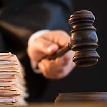 Per Los ins Bundesgericht Richter