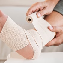 Haben Sie die richtigen Zusatzversicherungen? Fuss verletzt. Braucht es dafür eine Zusatzversicherung?