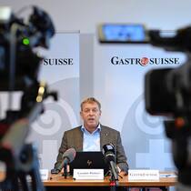 Kritik an Casimir Platzer wächst Casimir Platzer, Präsident GastroSuisse, an einer Medienkonferenz am Mittwoch, 25. August 2021 in Bern