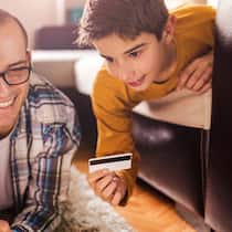Ist eine Debitkarte für 7-Jährige sinnvoll? Kreditkarte für 7-Jährige