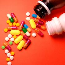 10 Tabletten pro Tag – ist das nicht zu viel? Bunte Tabletten