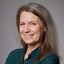 Chefin vom Dienst & Textproduzentin Katrin Moser