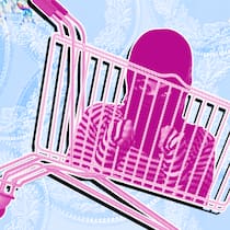 Schummeln Sie manchmal an der Obstwaage? Eine maskierte Person in einem Einkaufswagen vor einem angebissenen Croissant und einer auslaufenden Seifenflasche. Was im Supermarkt strafbar ist.