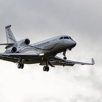 Pharmariese Novartis steckt Prämiengelder in Luxus-Privatjet Daussault Falcon 8X - Während viele Familien nicht wissen, wie sie ihre Krankenkassenprämien bezahlen sollen, leistet sich das Novartis-Management einen neuen Luxus-Privatjet. Was sagt die Politik dazu