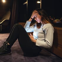 Schutz gegen digitales Mobbing, Stalking & Co. Eine aktuelle Studie zeigt, dass eine Vielzahl digitaler Helfer zur Förderung der psychischen Gesundheit verfügbar ist.