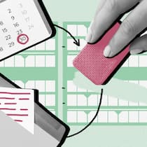 Fehler in der Steuererklärung – wie lange kann ich was ändern? Eine Hand hält einen Radiergummi und entfernt Einträge in der Steuererklärung. Kann man Fehler in der Steuererklärung nachträglich noch korrigieren