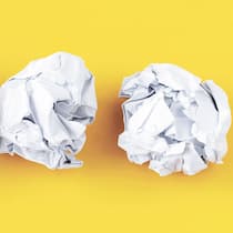 Betreibung aus heiterem Himmel – wie wehren? Zerknülltes Papier