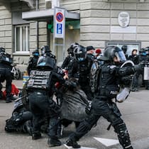 Wie der Staat Jugendliche gegen sich aufbringt Polizeieinsatz gegen jugendliche Demonstranten in Zürich am 6. März 2021