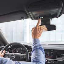 Notrufknopf ohne Anschluss On-Star-Notrufsystem im Opel Insignia