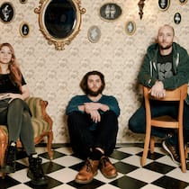 «Das Albani ist ein Zufluchtsort, ein Daheim» Teil der Crew des Albani in Winterthur: Olivia Staub, Justus Schmitz-Hübsch und Roland Mages (v. l.)