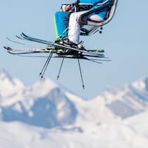 So gestalten Sie Ihre Skiferien nachhaltiger Skiferien: Meistens nicht sehr nachhaltig.
