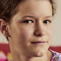 «Wir Mädchen sind besser» Annika Bertschinger aus Ottenbach ZH gehört zu den besten Informatikschülerinnen der Schweiz