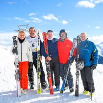 Diese 61 Politiker legen ihre Einkünfte offen Parlamentarier mit gesponsertem Skipass