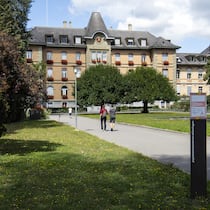 Sind die «grossen Egos» das Problem? Sicht auf das Hauptgebaeude des Psychiatriezentrum, am Sonntag, 23. August 2020, in Muensingen. Das Zentrum gilt mit rund 3100 Behandlungen pro Jahr fuer Erwachsene Personen als eines der groessten der Schweiz und besteht seit 125 Jahren. Die Gemeind…