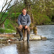 Trügerische Idylle Richard Stadelmann am Fluss.