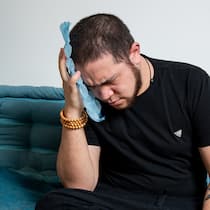 Migräne trifft immer öfter auch Männer Nick Chiu (36 Jahre), Informatiker, litt bis vor 3 Jahren unter heftigen Migräneattacken