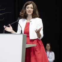 «Es ist nicht entscheidend, woher man kommt» Ylfete Fanaj hält eine Rede.