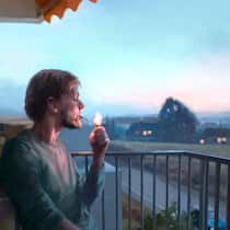 Wie eine Zigarette fast das Leben eines Familienvaters zerstörte Ein Mann raucht auf dem Balkon. Eine Stunde später brennt es. Der Schaden: riesig. Es folgt ein dreijähriger Rechtsstreit, der im finanziellen Ruin zu enden droht.