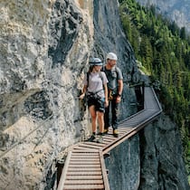Ich und der Berg Melanie Wirz auf dem Klettersteig Pinut in Flims