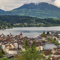 Luzerner Wohnung war zu günstig für den Comparis-Algorithmus Blick über Luzern - Comparis-Algorithmus: Inserate werden gelöscht, wenn der Quadratmeterpreis ausserhalb von 95 Prozent der marktüblichen Inserate liegt.