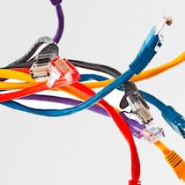 Geplantes IT-Grossprojekt des Bundes bereits vor Gericht Internetkabel